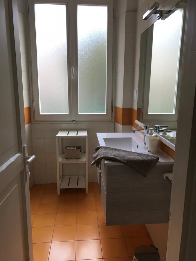 Residenza Le Logge Aparthotel Torri Del Benaco Bagian luar foto
